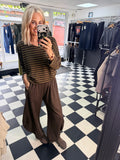 Basic Stripe - Khaki and chocolate