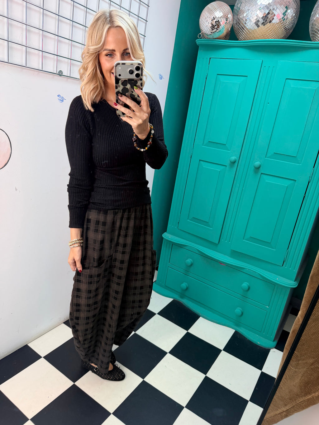 Barrel leg check trousers - Grey and black
