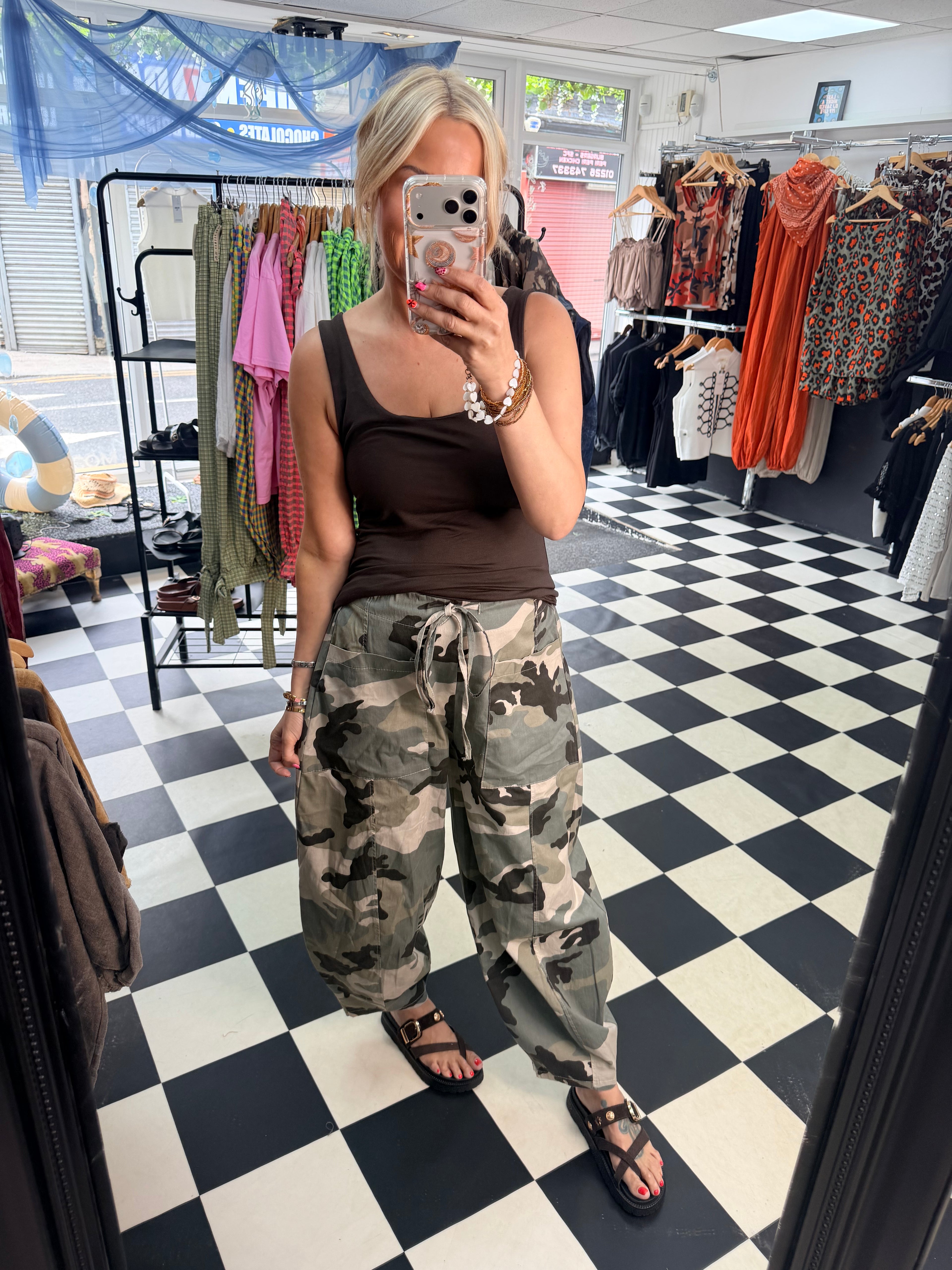 Camo Barrel leg trousers khaki