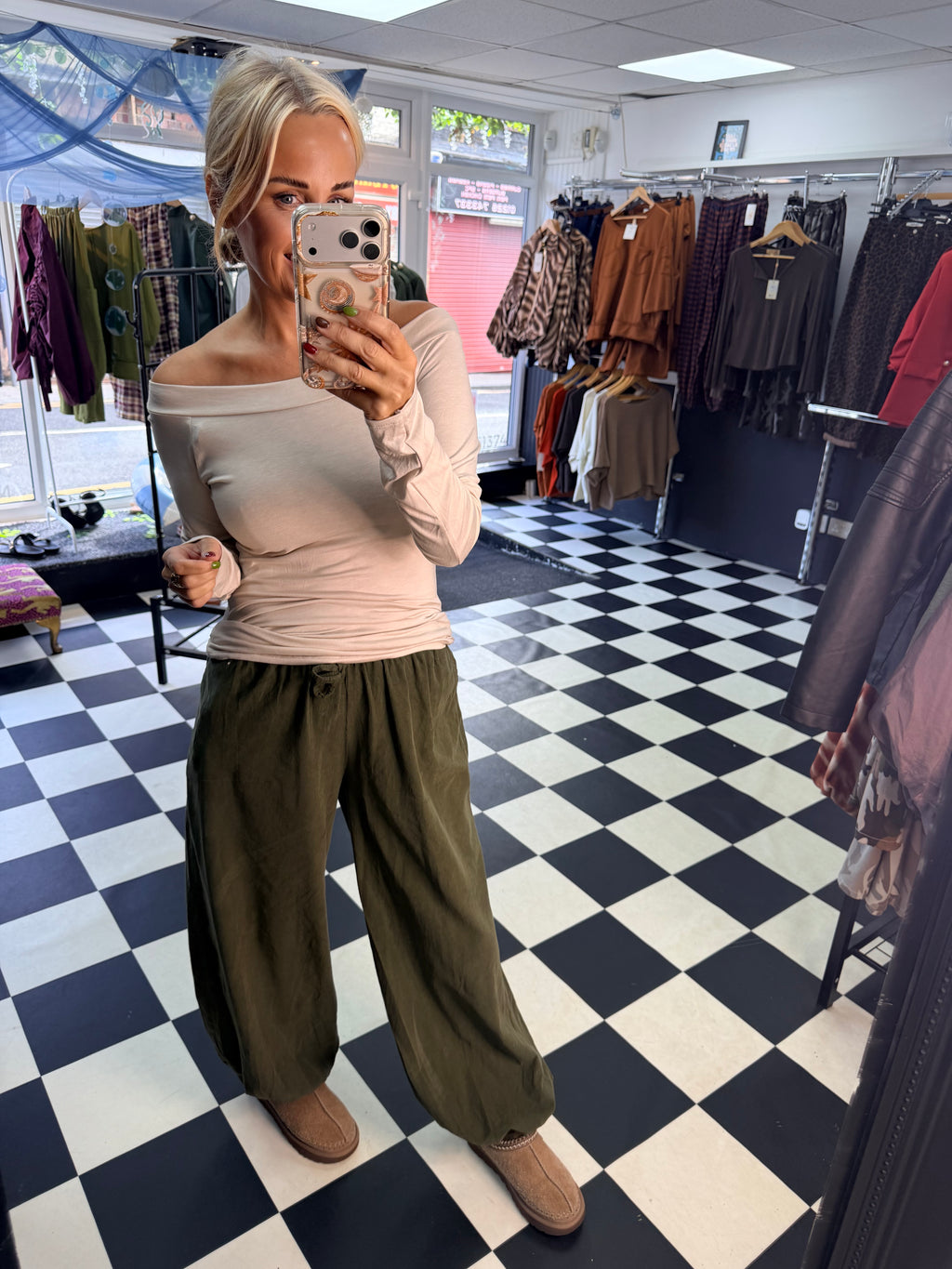 Slash Neck Basic Top Cream