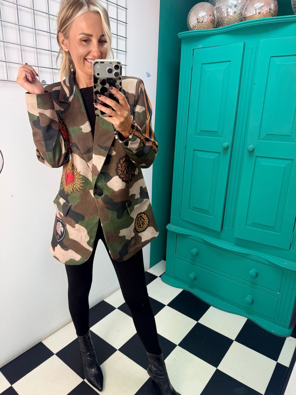 Royal Rebel Camo Blazer ✌️