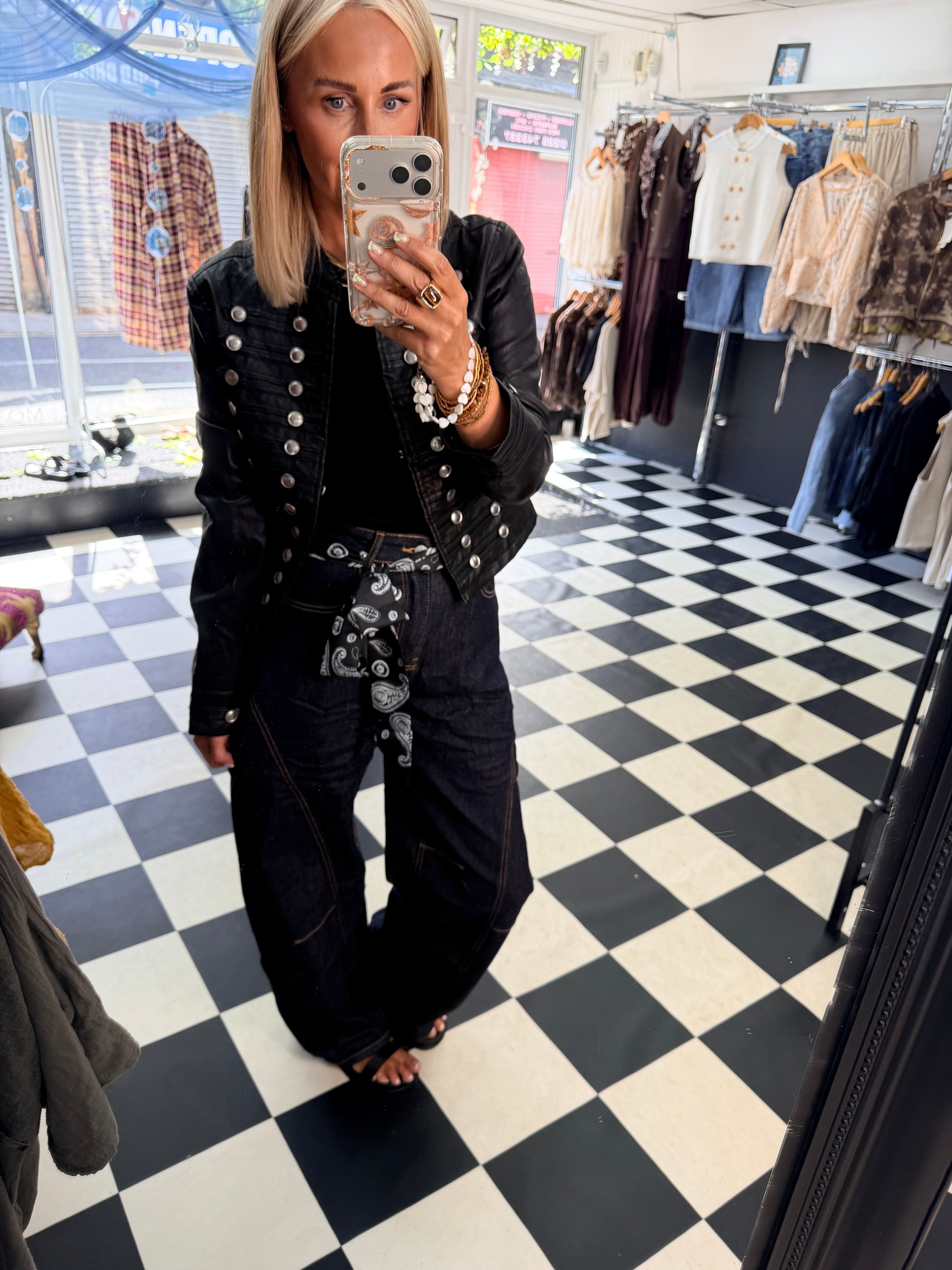 Bandana Barrel Jeans
