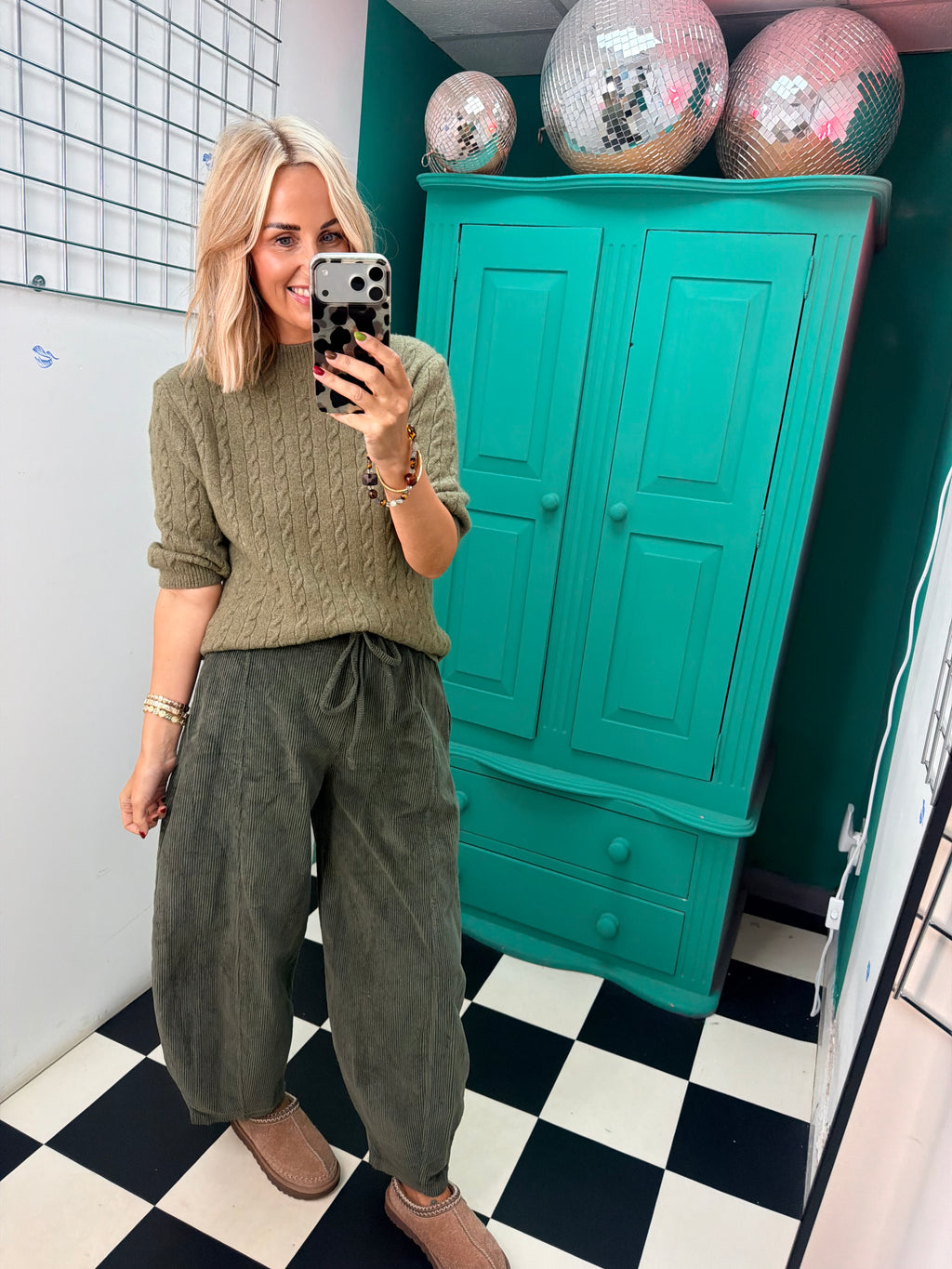 Boston Barrel leg Trousers Khaki