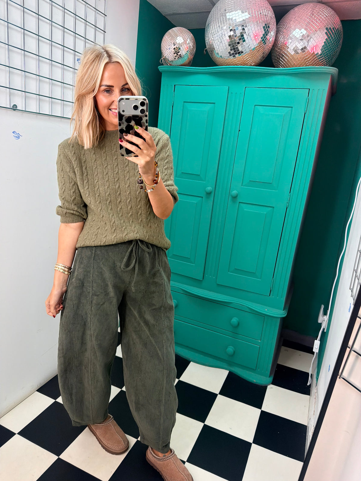 Boston Barrel leg Trousers Khaki