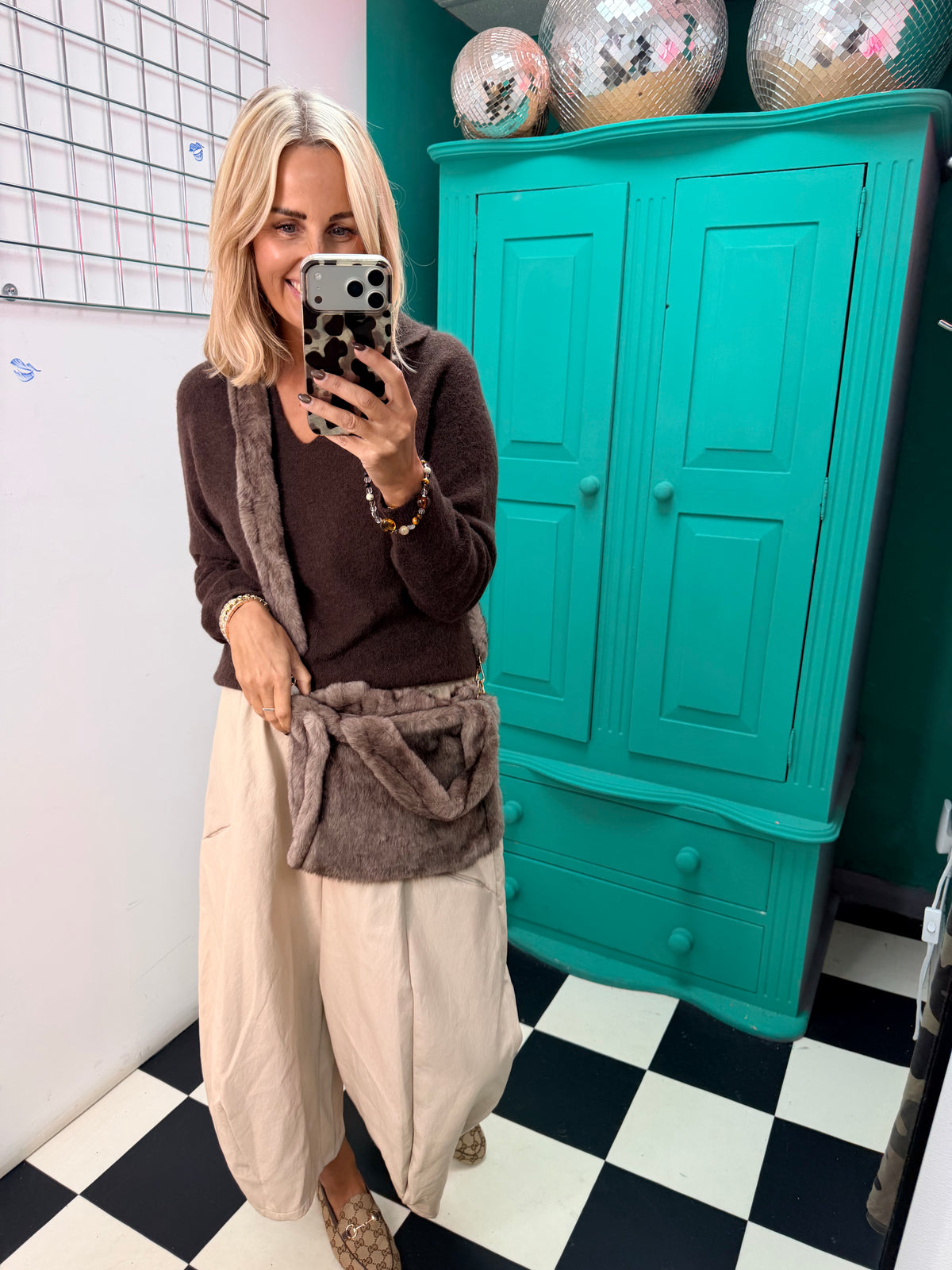 Luxe Faux fur Shoulder bag - Mocha