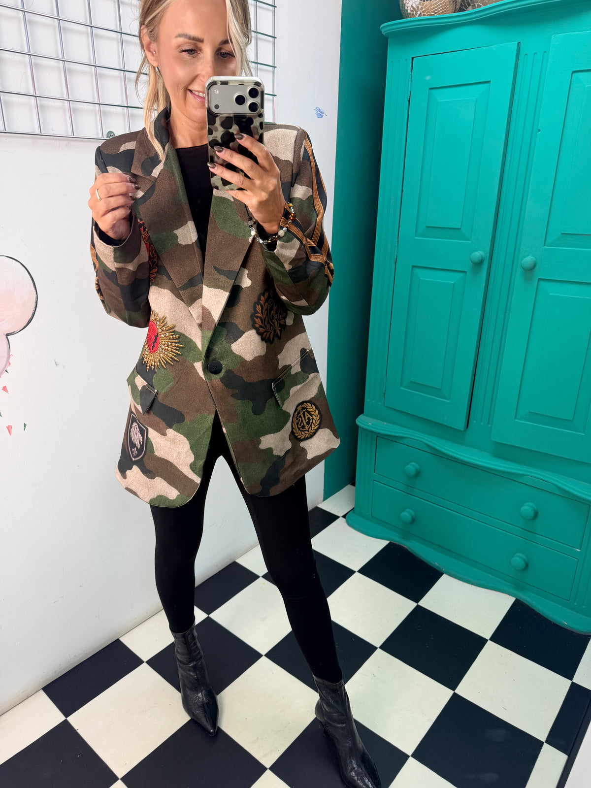 Royal Rebel Camo Blazer ✌️