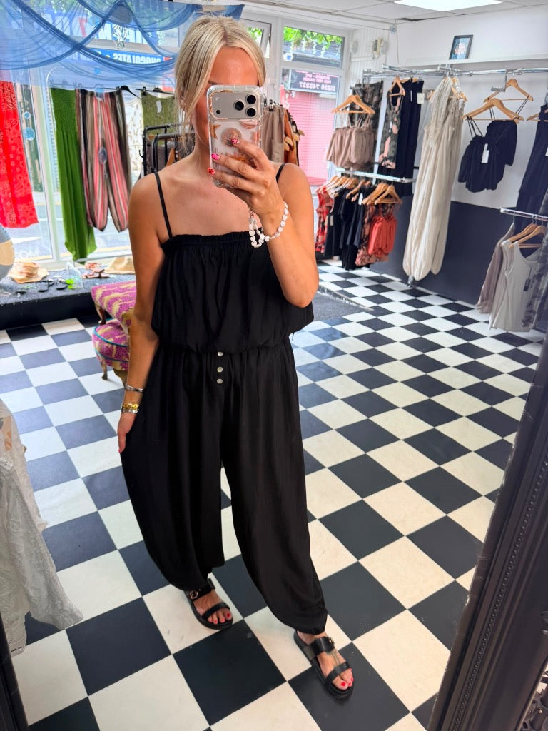 Button Balloon trousers - Black Pre Order Due in Monday 20th July approx