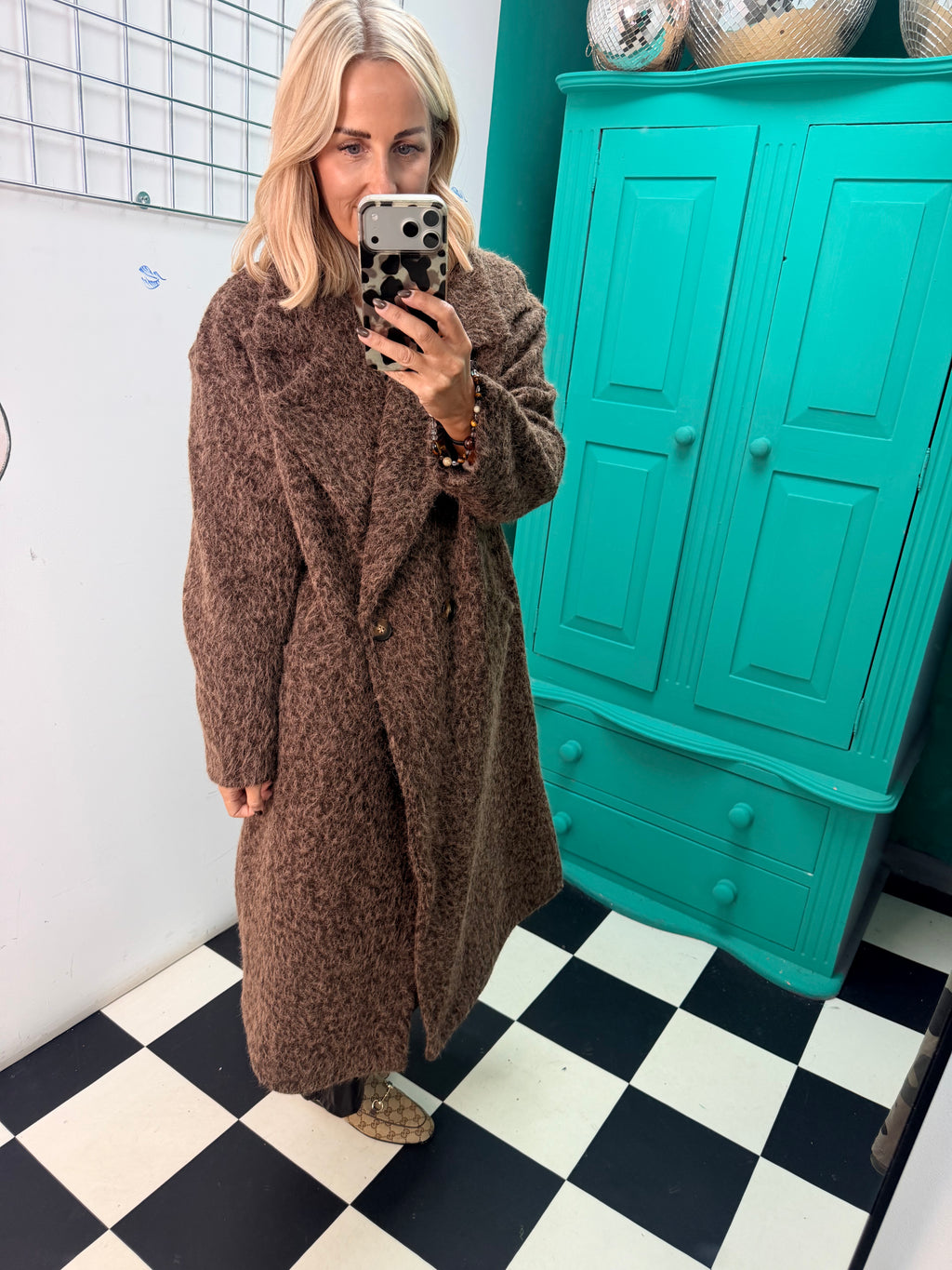 Oversized cosy knit coat - chocolate