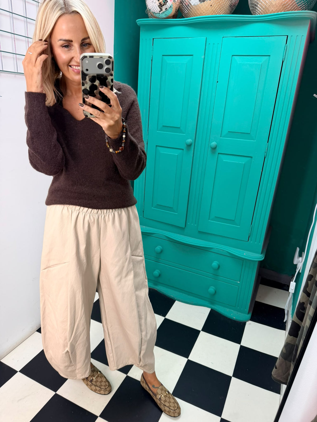 V neck collared jumper - Chocolate