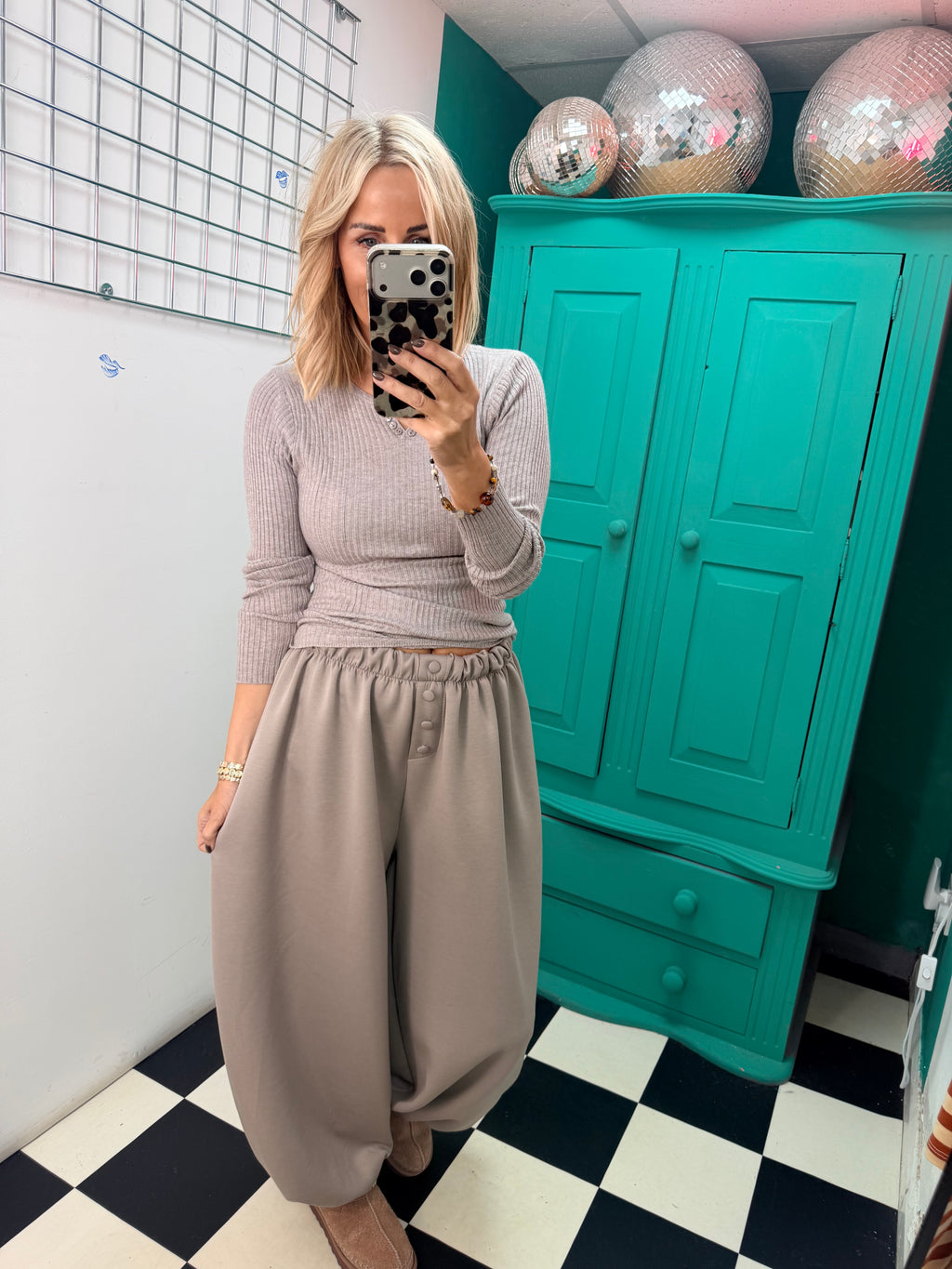 Button front cuff joggers - Taupe