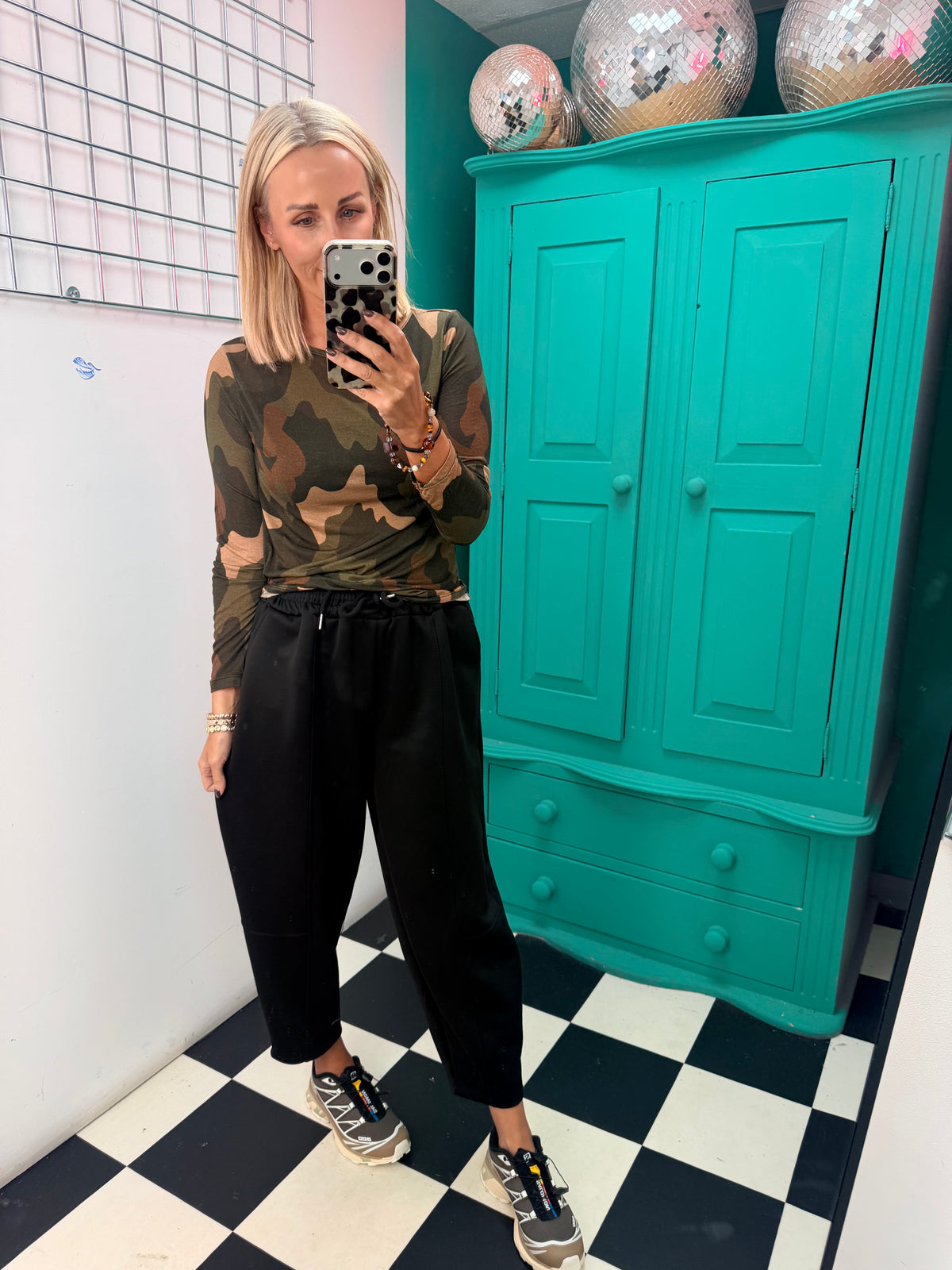 Cora Carrot Leg Joggers Black