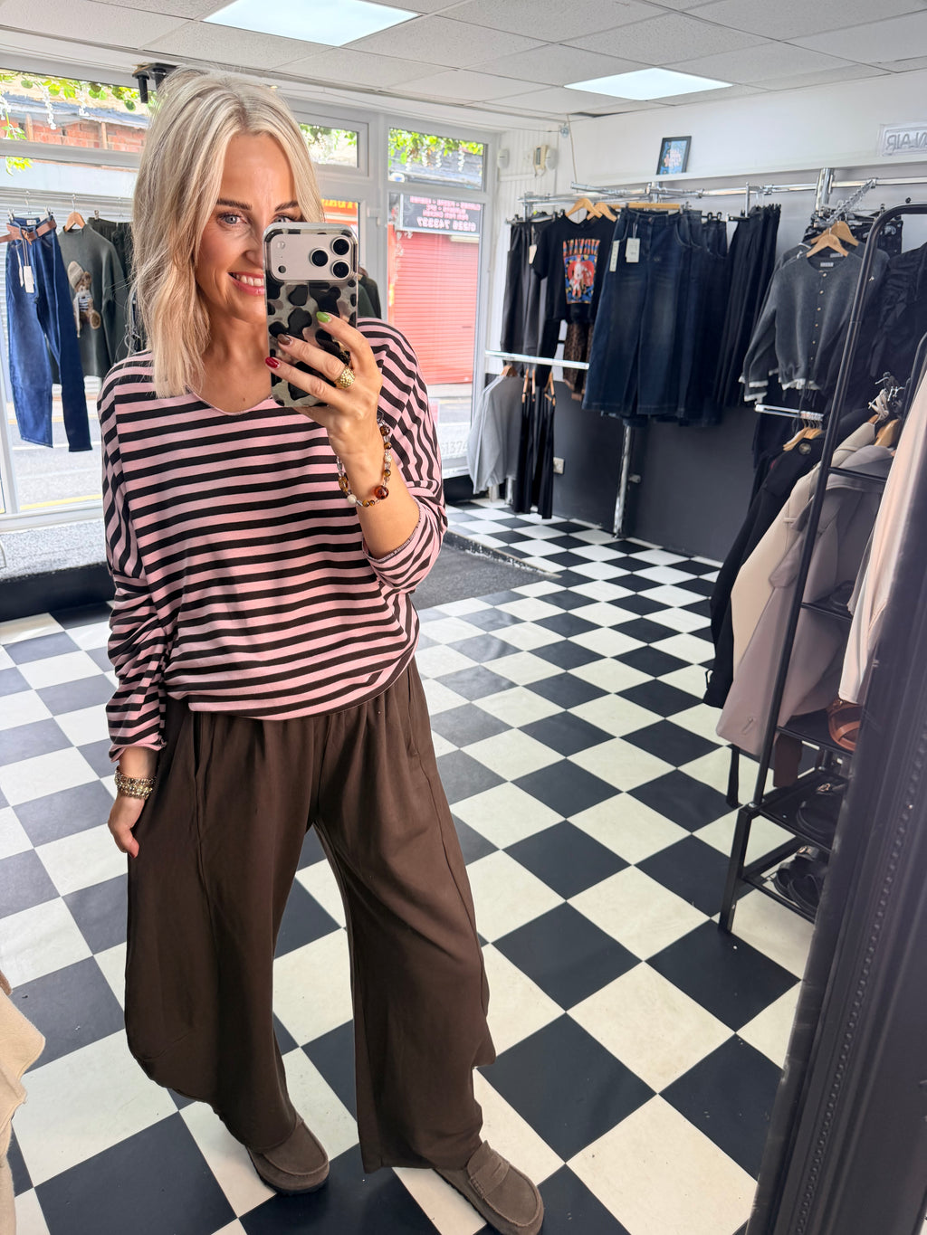 Basic Stripe - Pink and Chocolate