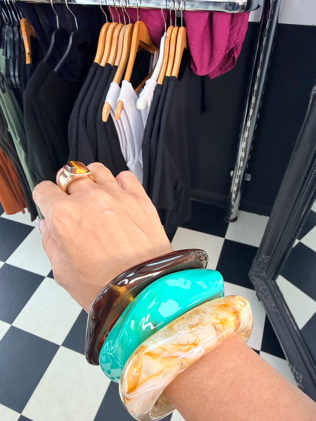 Wavy Bangle Blue