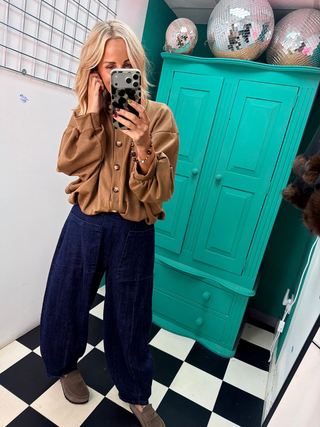 Dark Denim balloon pocket Jean