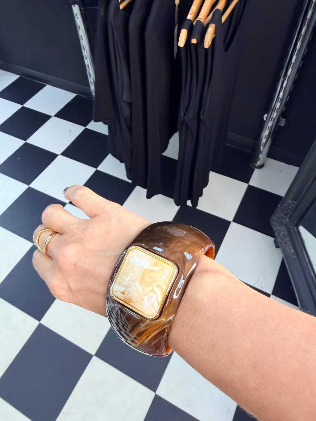 Gem Stone Bangle Chocolate Square