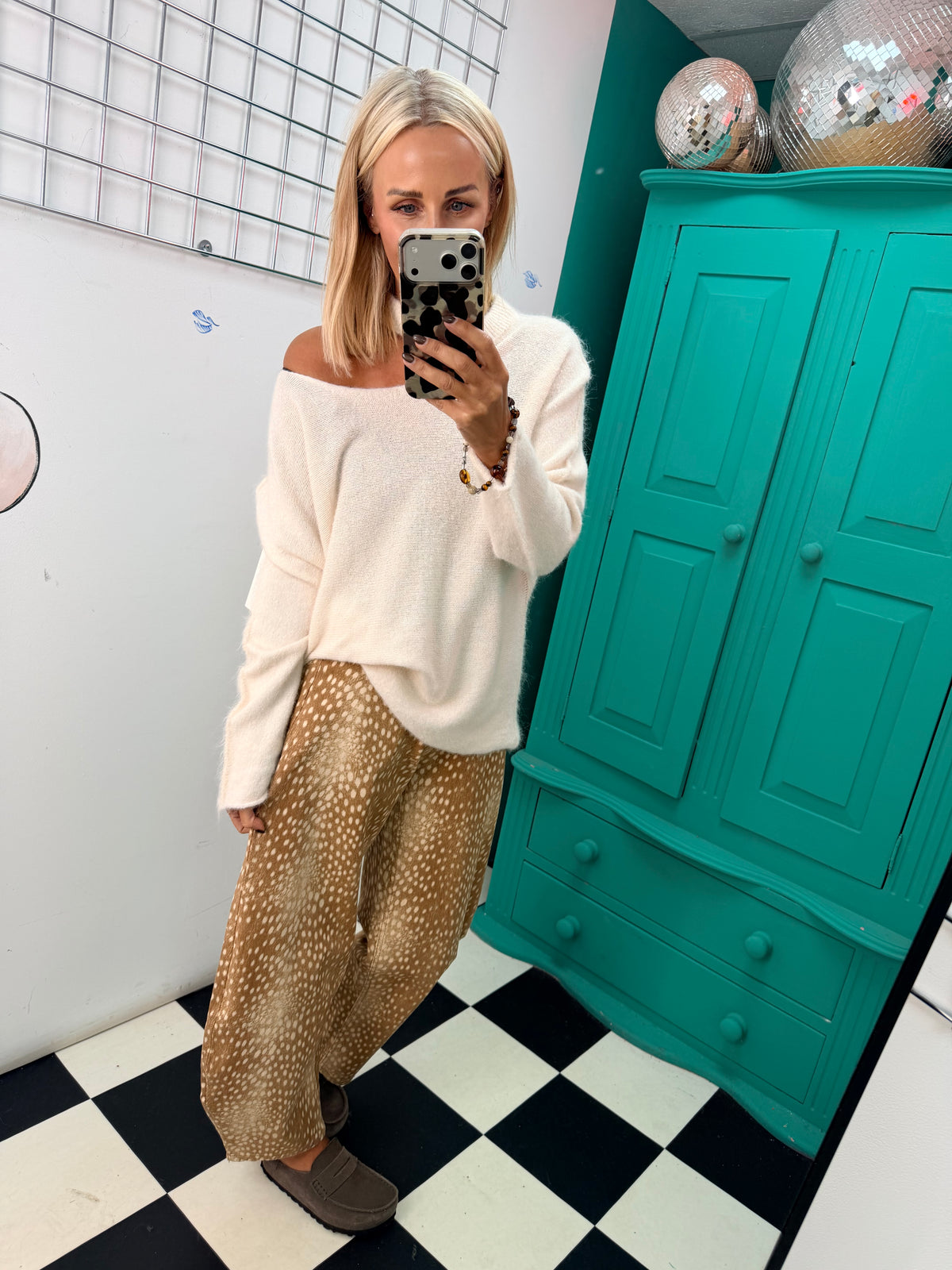 Bambi Barrel Leg Jeans
