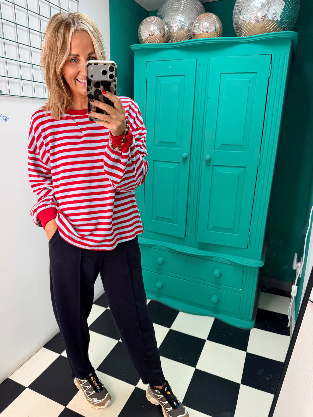 Weekend V Stripe Special Buy Red and Blue