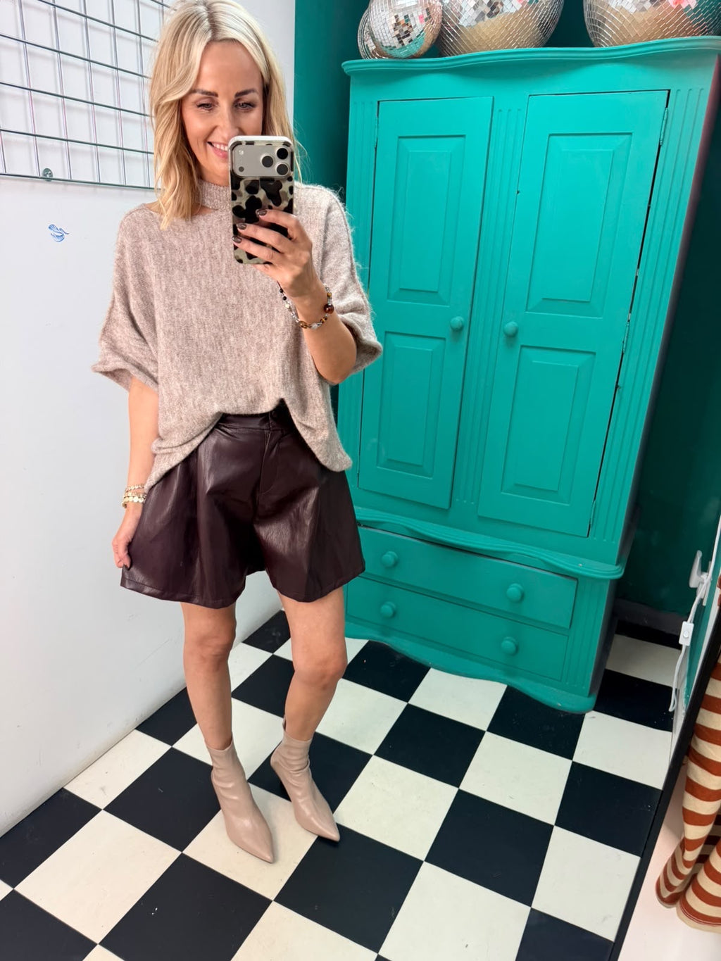 Luna pu Shorts - Wine