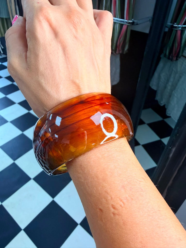 On Trend Chunky Bangle Tan