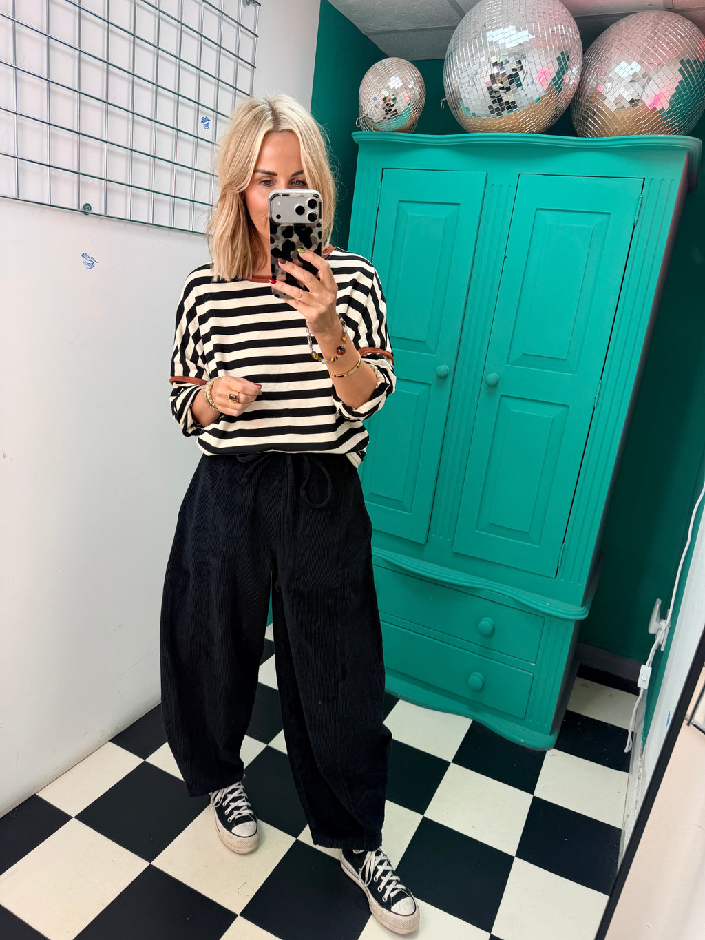 Boston Barrel leg Trousers Black