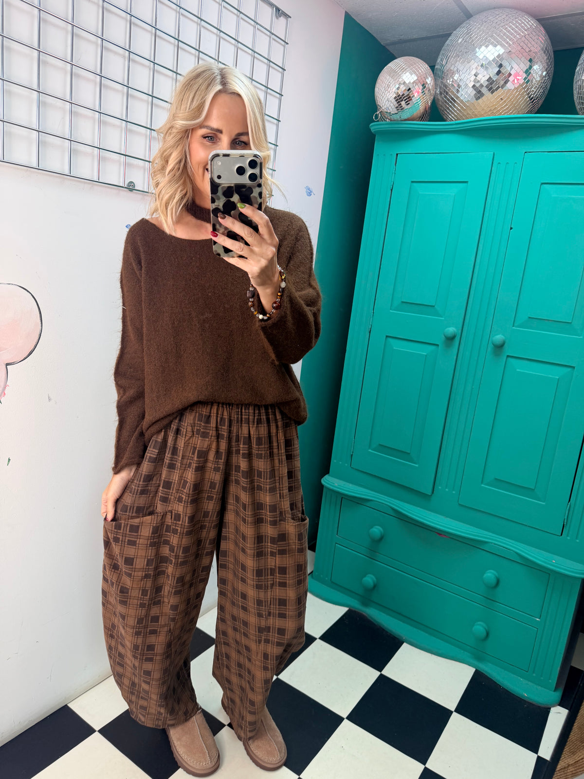 Barrel leg check trousers - Chocolate
