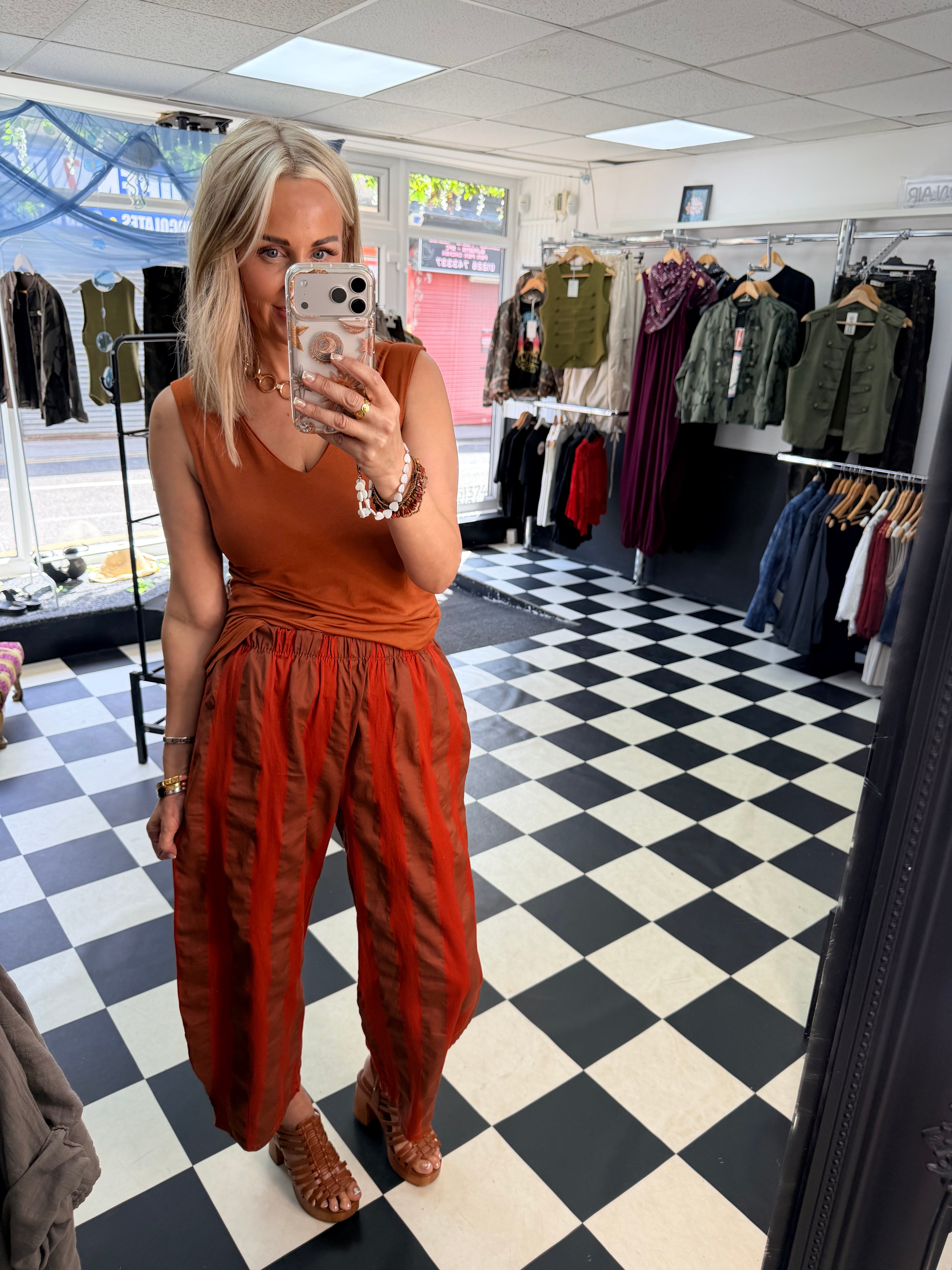 V Neck Basic Vest Rust