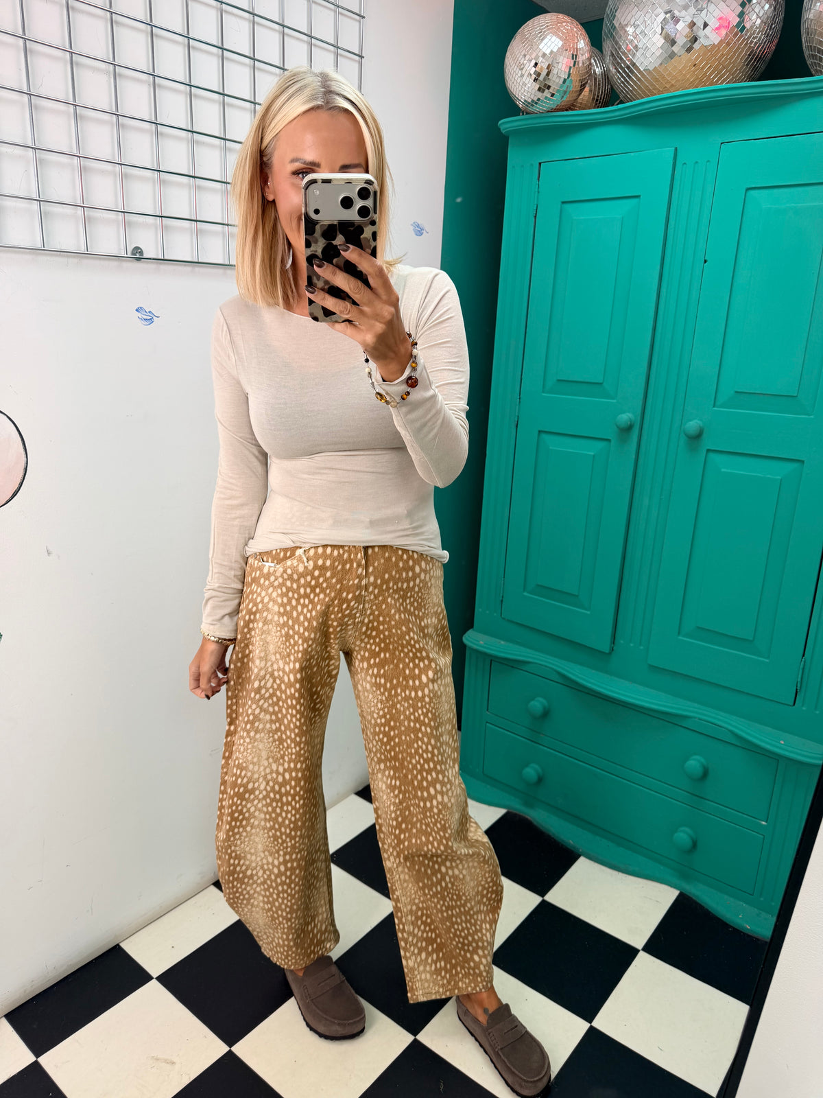 Bambi Barrel Leg Jeans