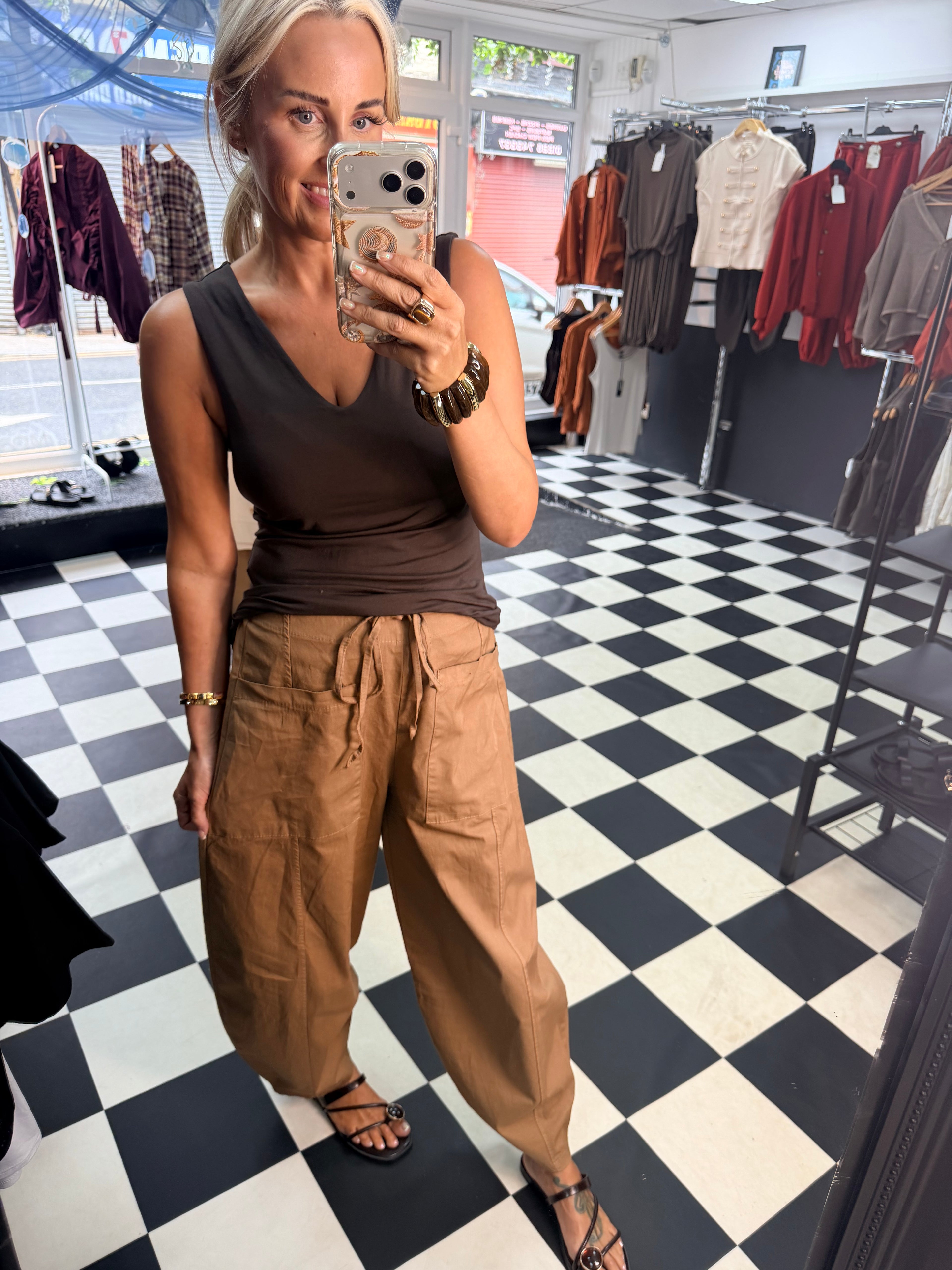 V Neck Basic Vest Chocolate