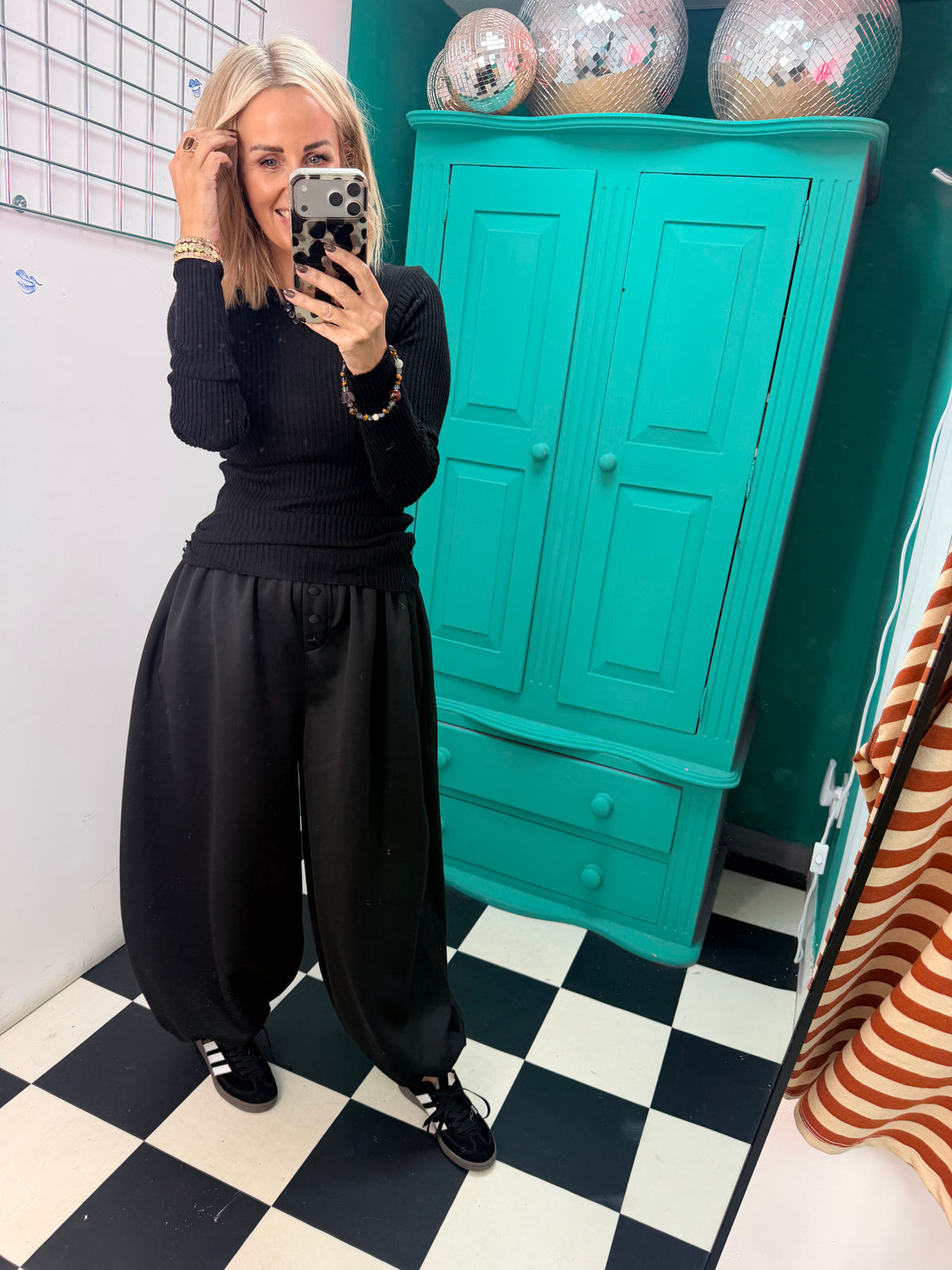 Button front cuff joggers - Black