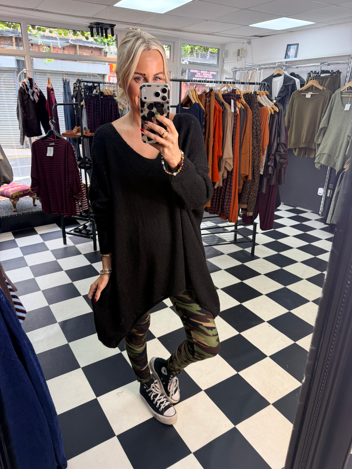 Over Sized Chunky Knit Black