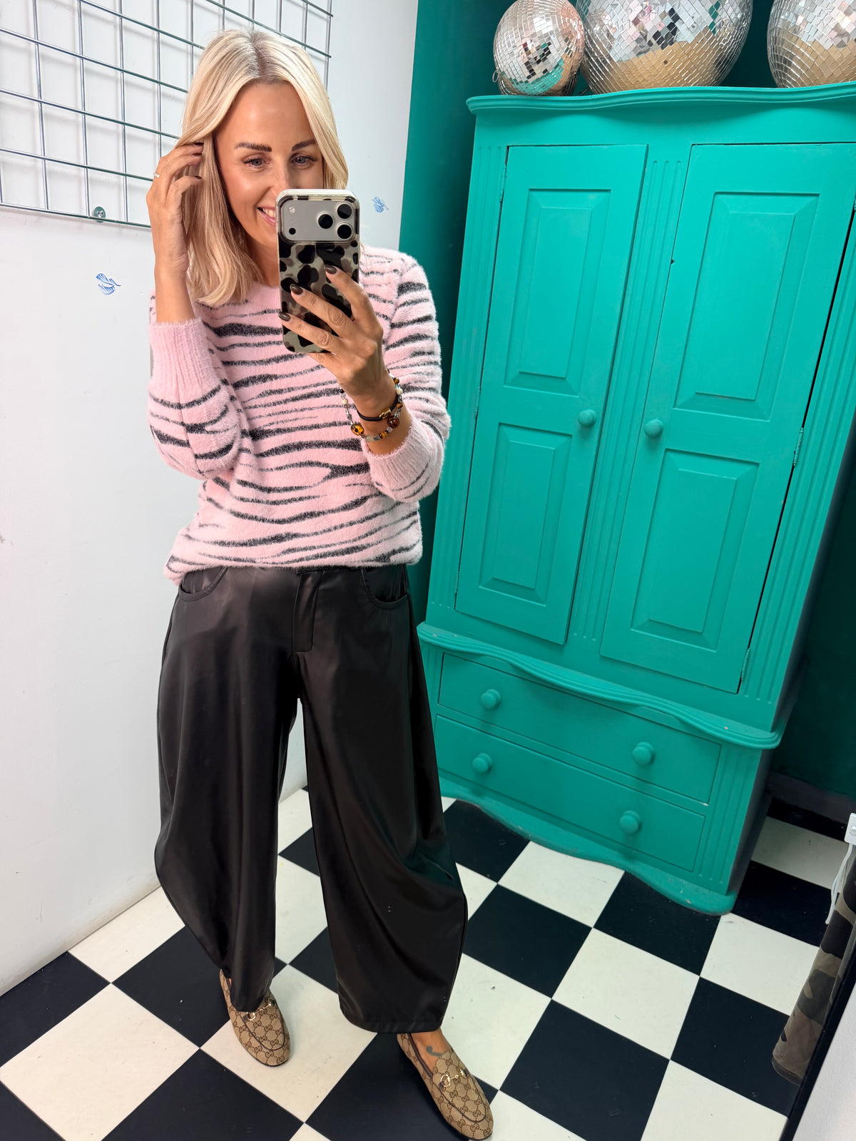 Soft touch Zebra jumper Pink Special buy