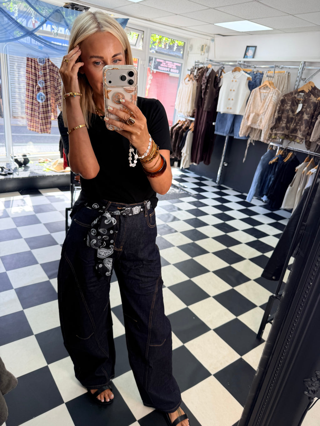 Bandana Barrel Jeans