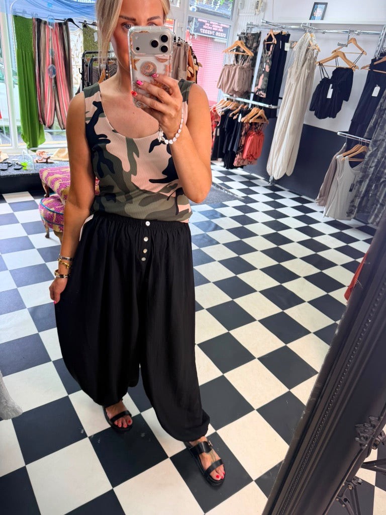 Button Balloon trousers - Black Pre Order Due in Monday 20th July approx