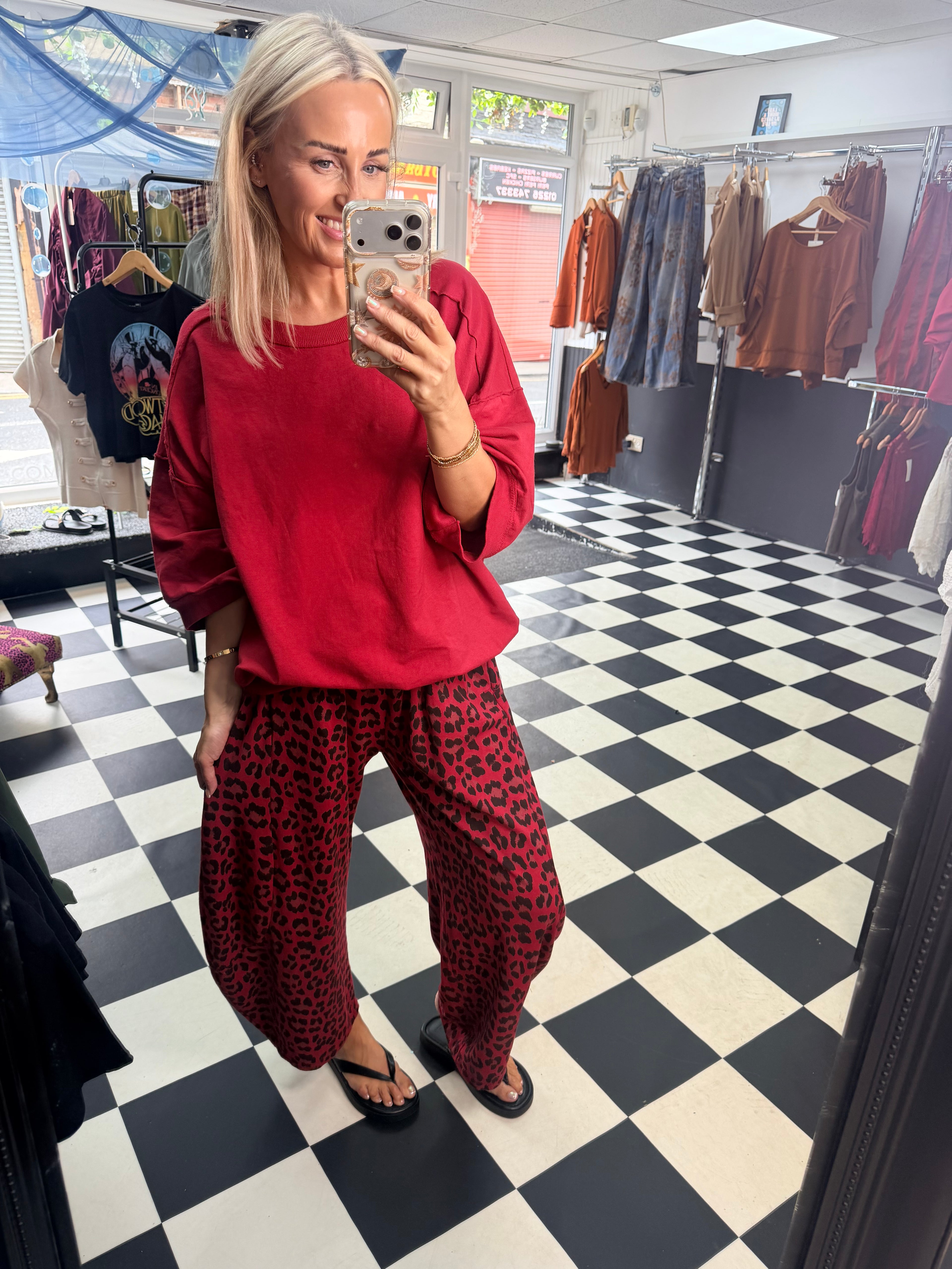 Leopard Barrel jogger Red