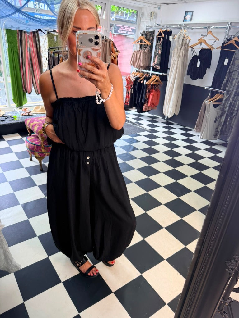 Button Balloon trousers - Black Pre Order Due in Monday 20th July approx