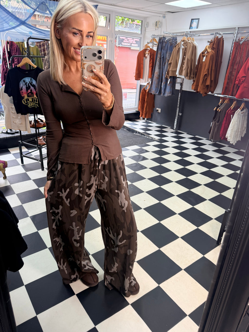 Cargo Straight Leg Joggers chocolate