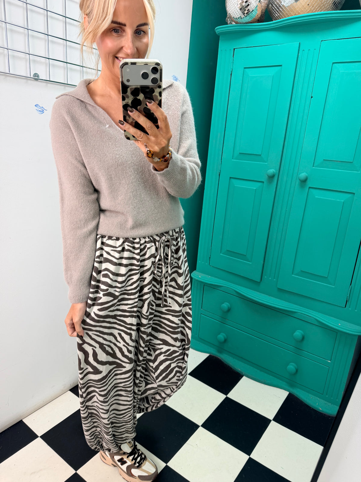 V neck collared jumper - Mushroom