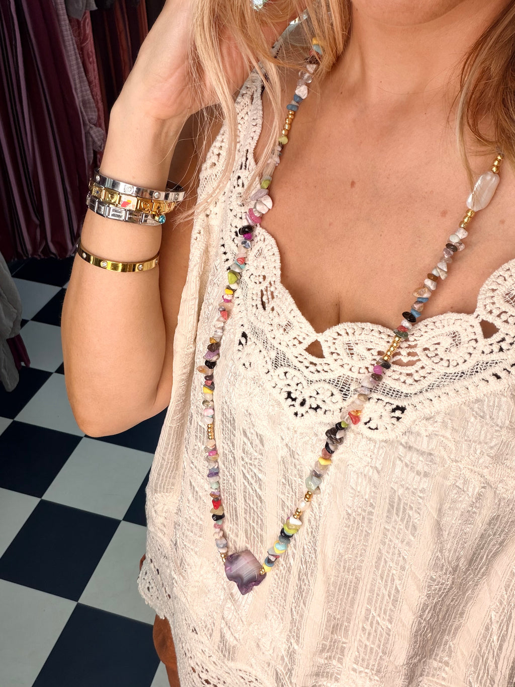 Stone and Crystal necklace Multi