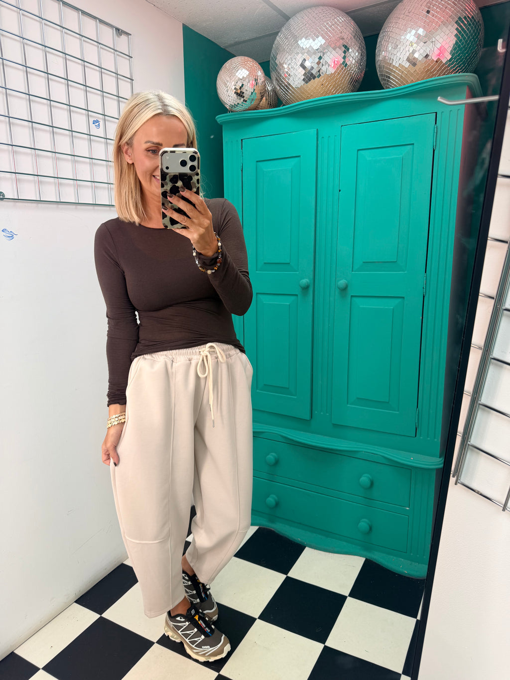 Cora Carrot Leg Joggers Cream