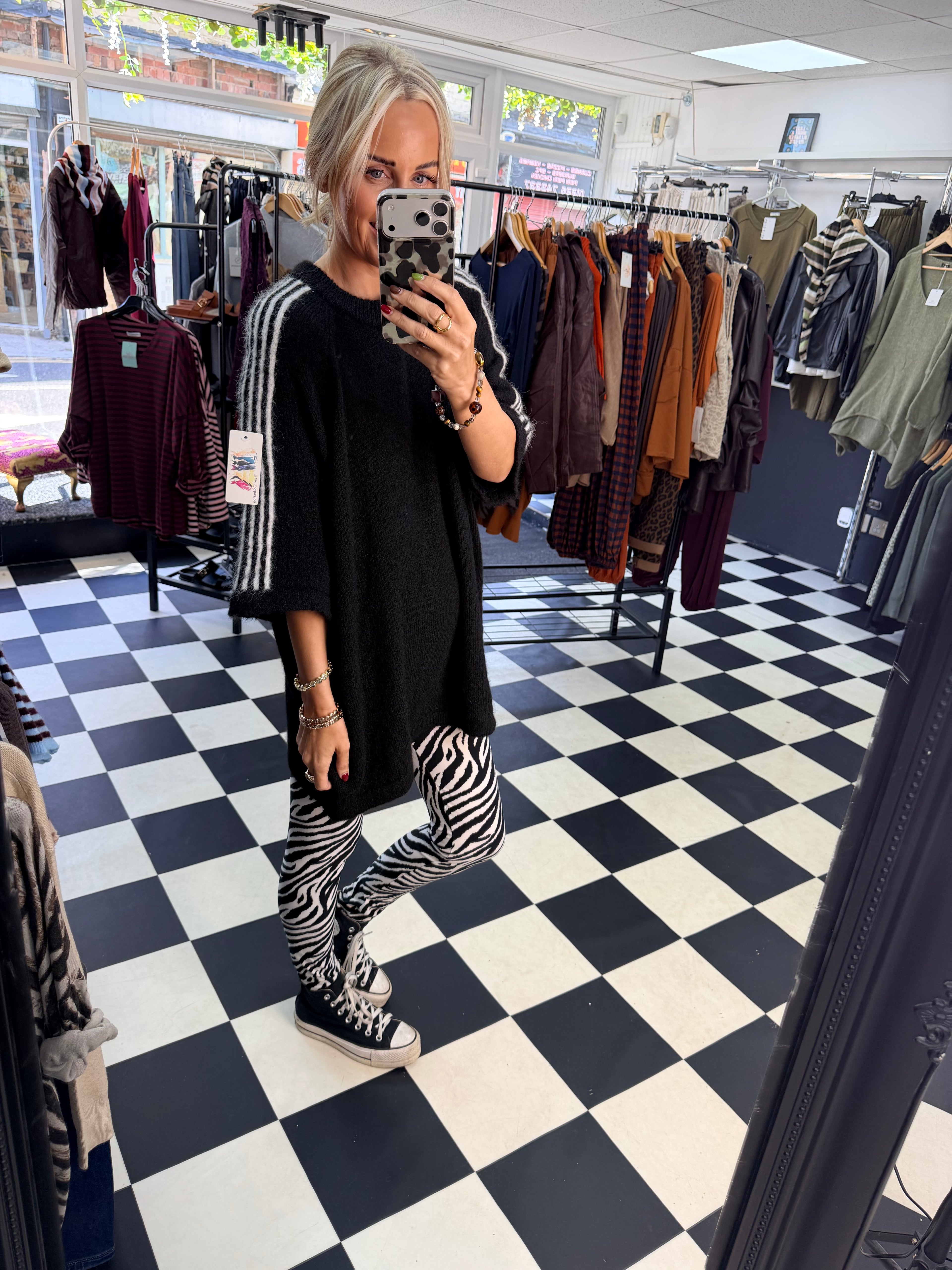Stripe Shoulder Jumper Black