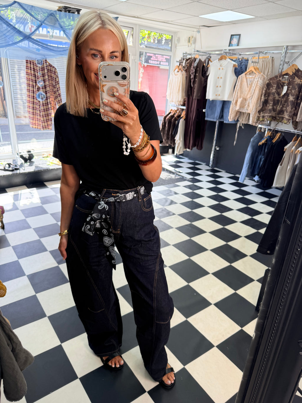 Bandana Barrel Jeans