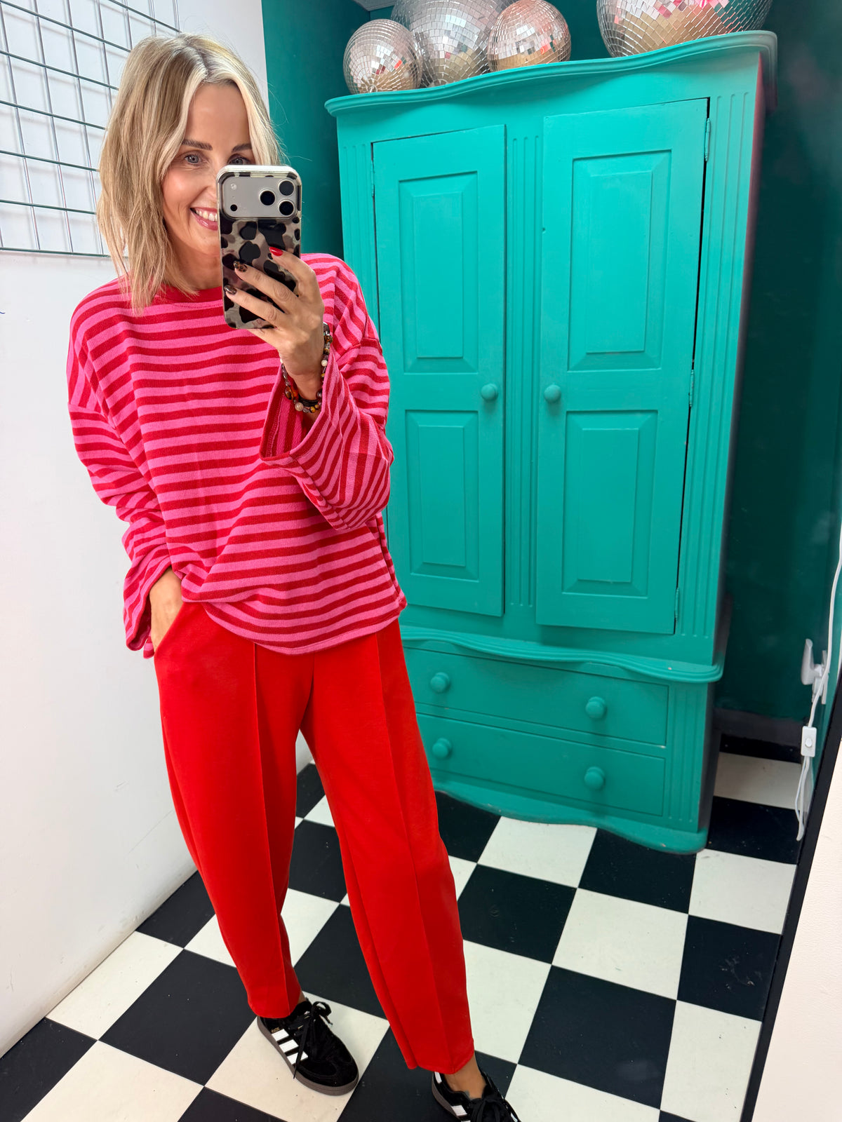 Classy Jogger Red