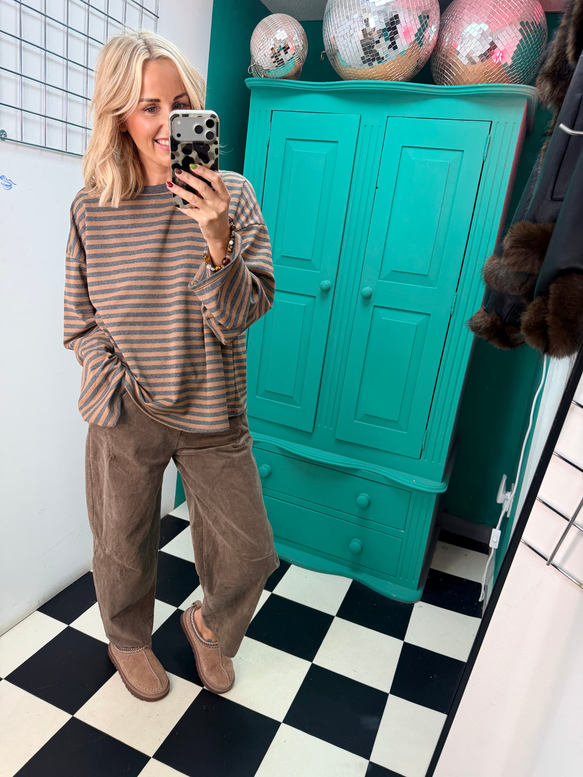 The cosy stripe - Grey and Tan