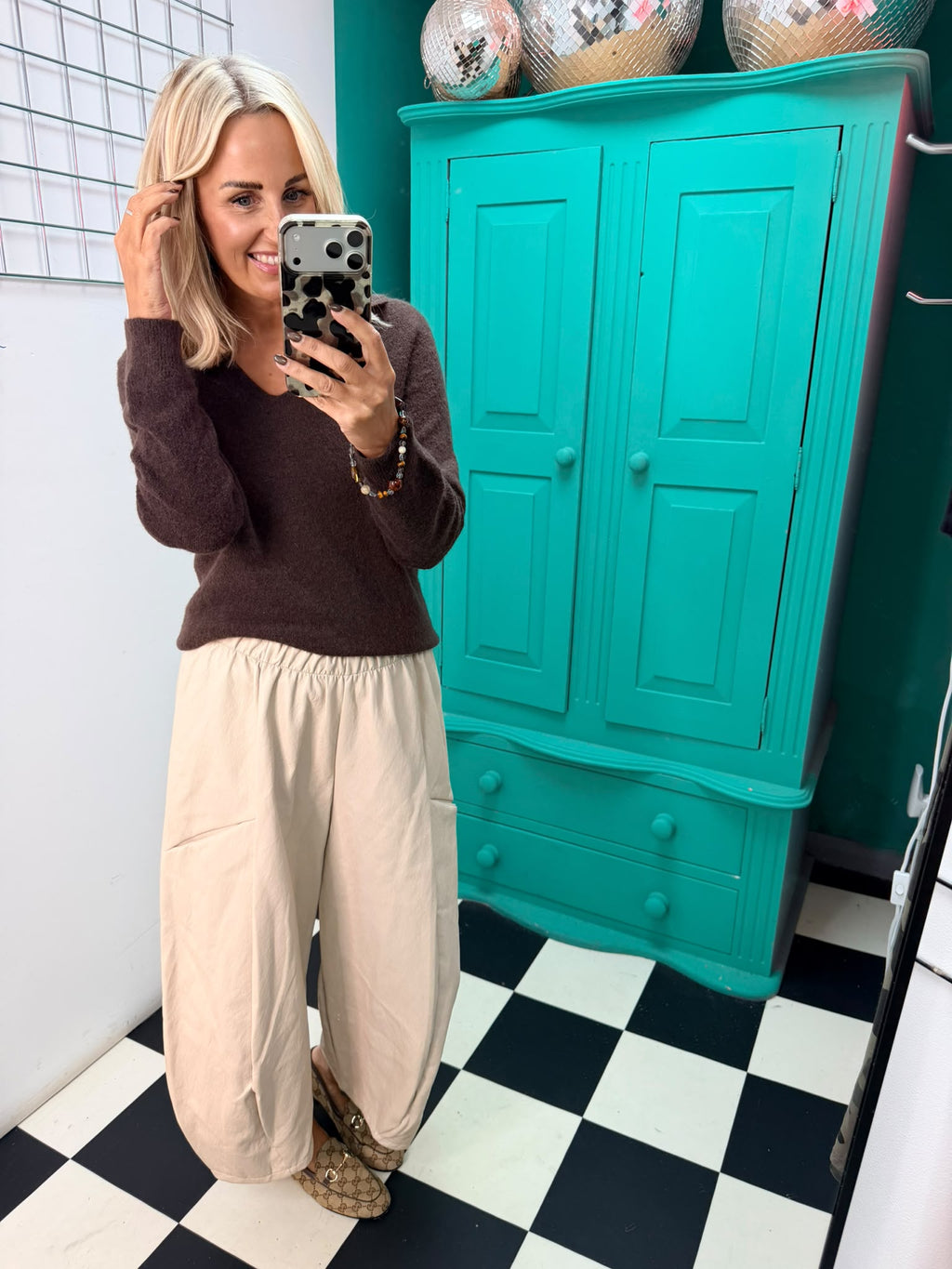 V neck collared jumper - Chocolate