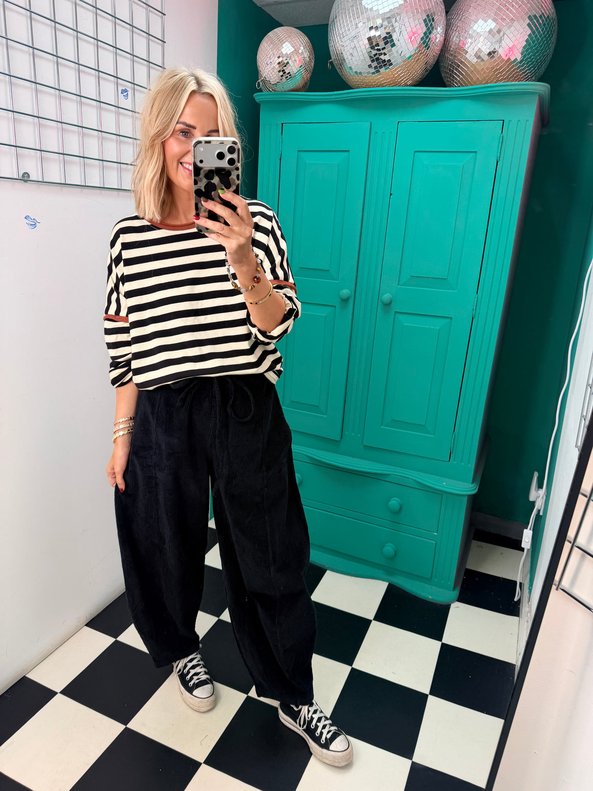 Boston Barrel leg Trousers Black