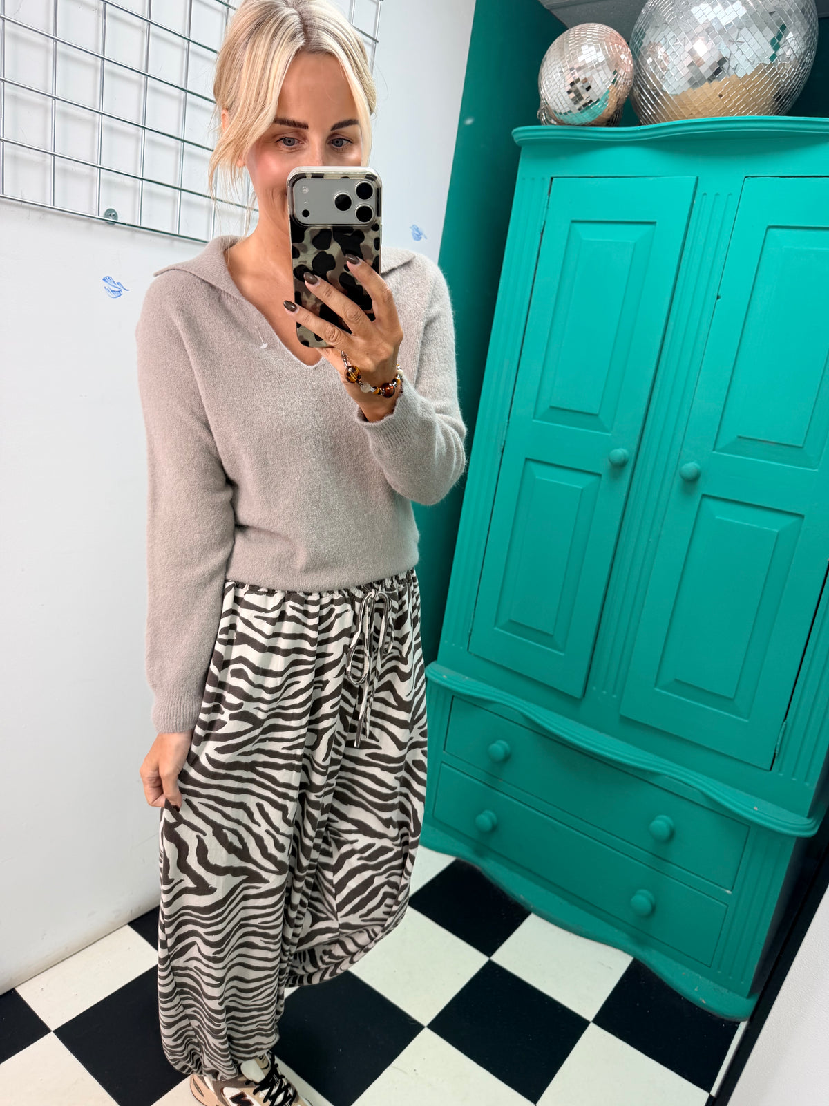 V neck collared jumper - Mushroom