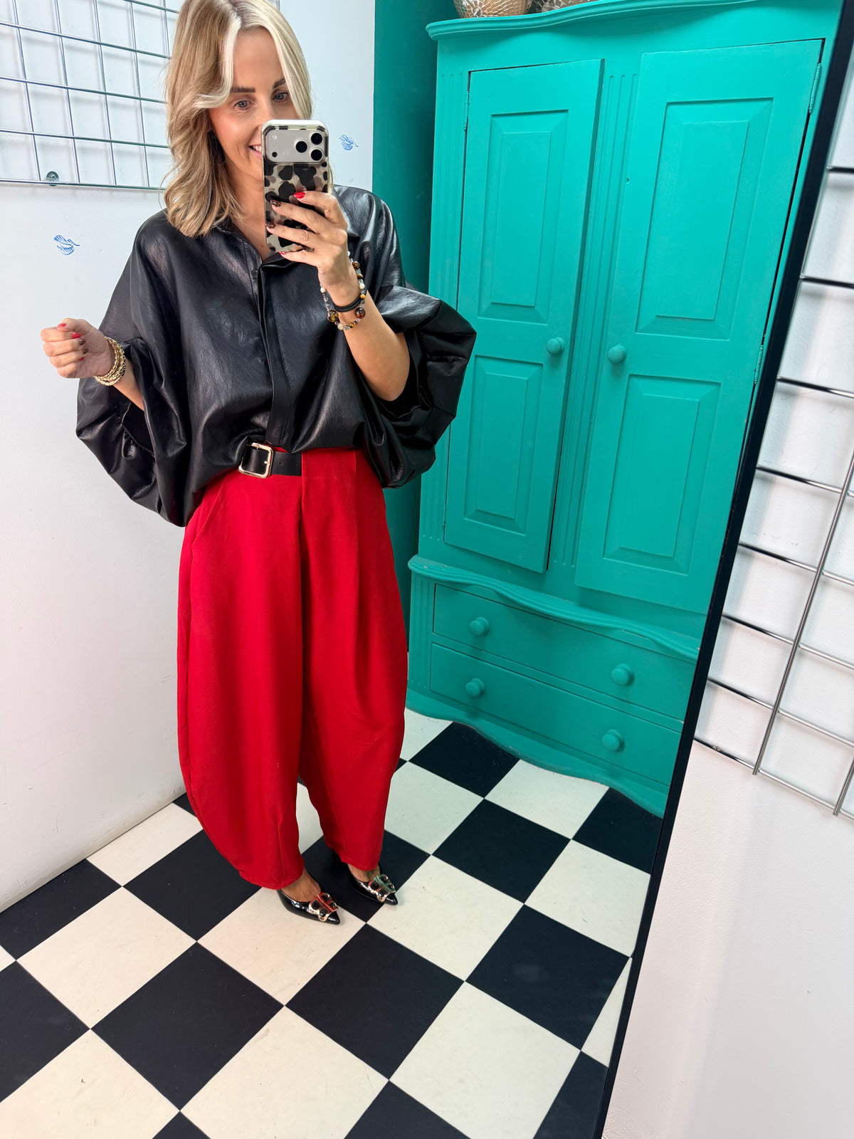 The Harper Half Belt Barrel Trousers Red