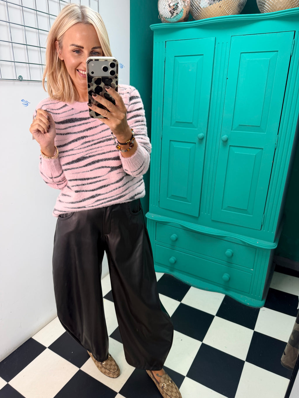 Soft touch Zebra jumper Pink Special buy
