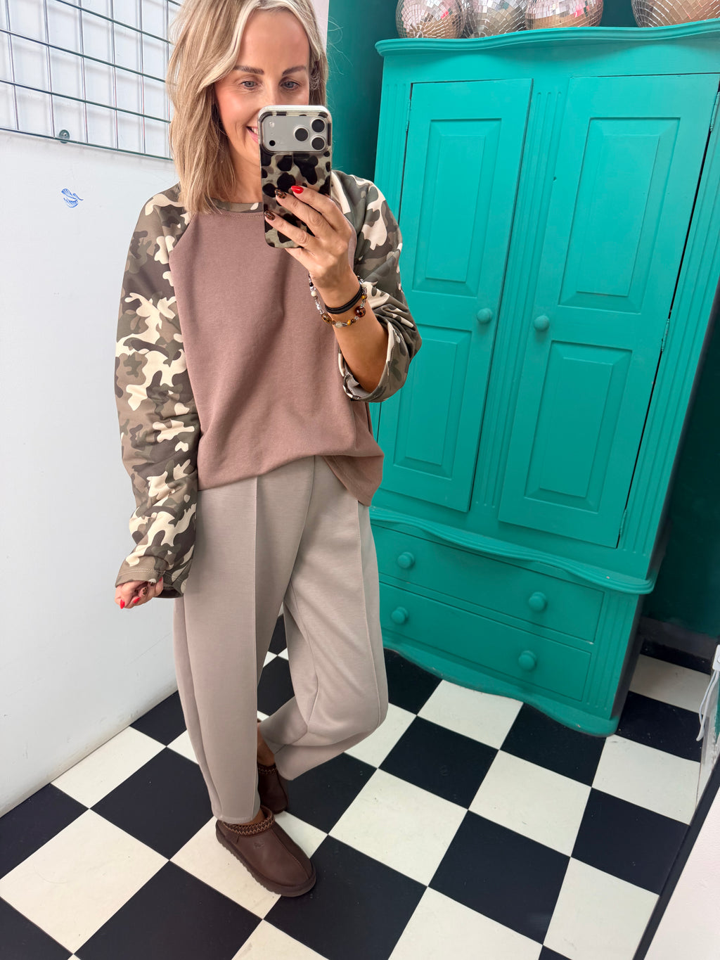 Classy Jogger Taupe