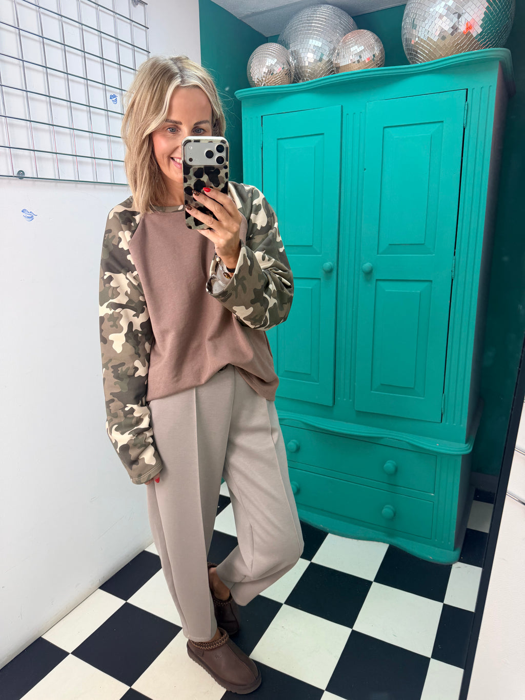 Classy Jogger Taupe